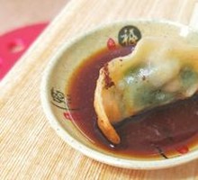 Pan-fried Leek and Pork Dumplings