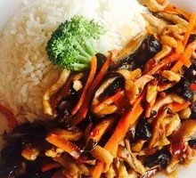 Fish-Flavored Shredded Pork Rice Bowl