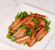 Stir-fried Garlic Shoots with Preserved Pork