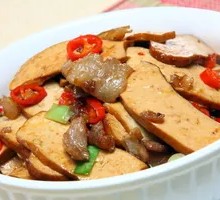 Fried Pork with Tofu Skin