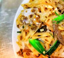 Braised Lotus Root Stir-Fried with Beef