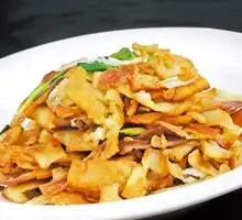 Preserved Pork with Tofu Noodles