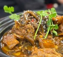 Soft-Shelled Turtle and Chicken Claw Stew