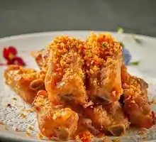 Golden Garlic Pork Ribs