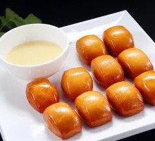 Milk-flavored Steamed Buns