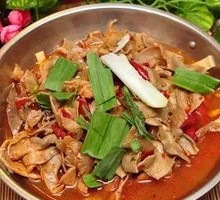 Spicy Beef and Offal Hot Pot