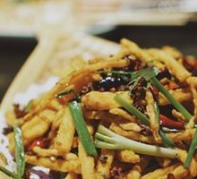 Dry-Fried Lotus Root Strips