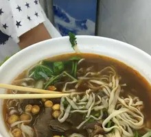 Pickled Chili and Sour Cabbage Fish Beef Noodles