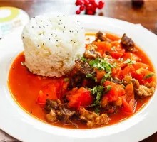 Tomato Beef Brisket Rice Bowl