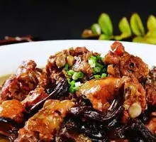 Chicken Stewed with Mushrooms