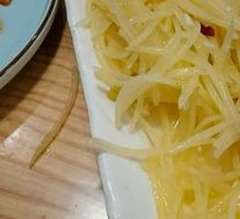 Stir-Fried Potato Strips