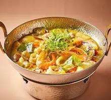 Sichuan Pepper and Curry Seafood Pot