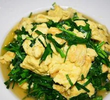 Stir-fried Eggs with Leeks