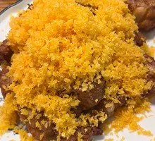 Golden Sand Garlic Pork Ribs