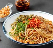 Sour Cabbage Noodle Soup