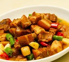 Braised Pork with Potatoes