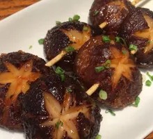 Charcoal-Grilled Mushroom Skewers