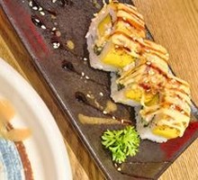 Fresh Mango Cheese Roll Sushi