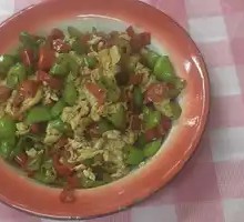 Green Pepper and Egg Stir-fry