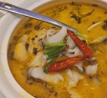 Sour Cabbage Fish Soup