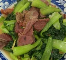 Green Vegetables with Beef