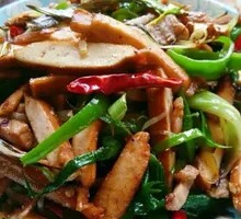 Stir-fried Tofu with Garlic