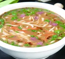 Beef Noodle Soup with Quick-Boiled Beef