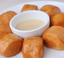Milk-flavored Steamed Buns