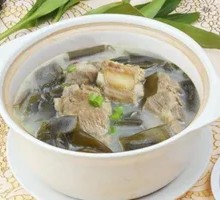 Pork Rib and Kelp Soup with Vermicelli