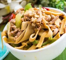 Shredded Pork with Tofu Skin