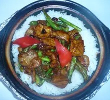 Kung Fu Chicken Claypot Rice
