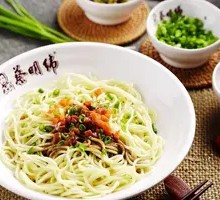 Full-Ingredient Hot Dry Noodles