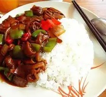 Braised Pork Intestine Rice Bowl