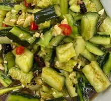 Knife-Pounded Cucumber