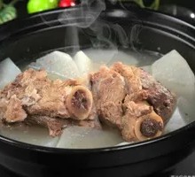 Pork Rib and Radish Stew