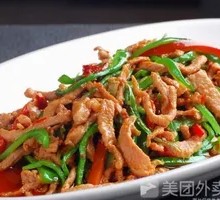 Green Pepper and Tofu Shreds Stir-Fry