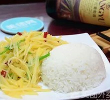Spicy and Sour Potato Noodles with Rice