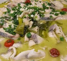Chongqing Sour Cabbage Fish