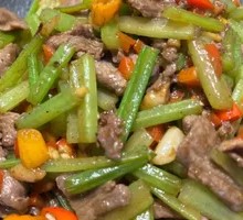 Orange-Scented Stir-Fried Fresh Yellow Beef