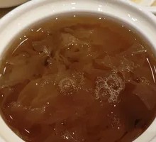 Beauty-Enhancing Tremella Soup
