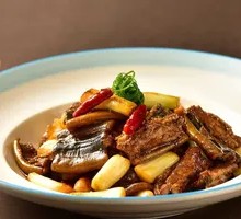 Bamboo Shoots Stewed with Fish Cake