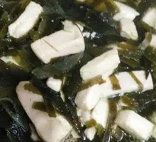 Tofu and Kelp Soup