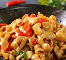 Stir-Fried Pig Intestines with Vegetables