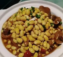 Braised Pig Trotters with Soybeans