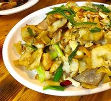 Preserved Pork with Tofu Noodles