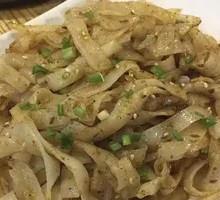 Stir-Fried Rice Noodles