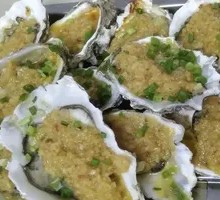 Garlic Steamed Oysters