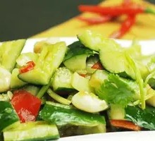 Knife-Pounded Cucumber