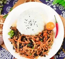 Fish-Flavored Shredded Pork with Rice