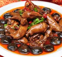 Braised Chicken with Mushrooms